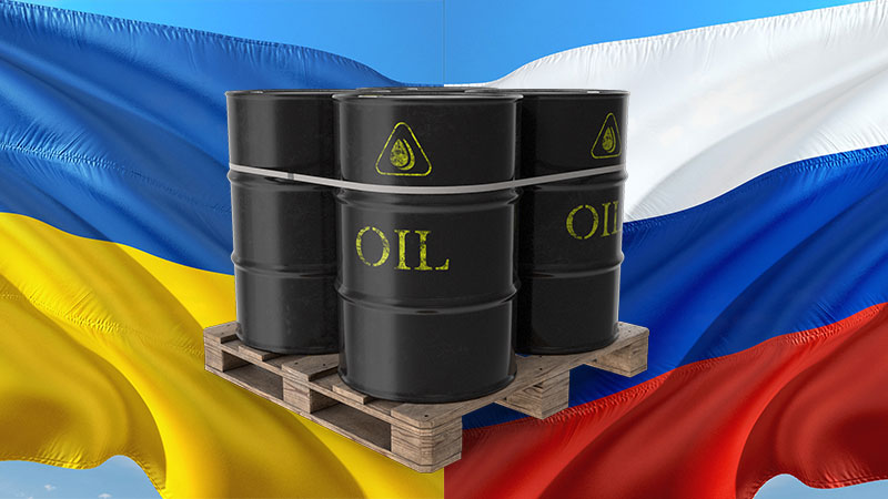 Russia/Ukraine Fears Drive Safe-Haven, Oil Higher